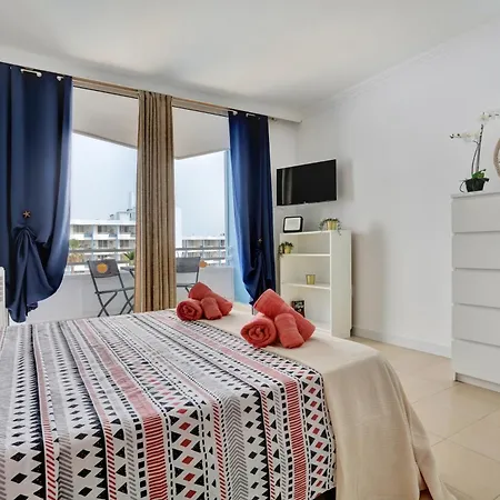 Lejlighed Floor Studio, Pools, Fast Internet, Parking *