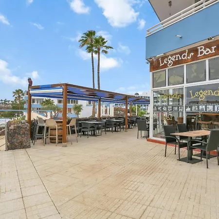 Floor Studio, Pools, Fast Internet, Parking דירה *